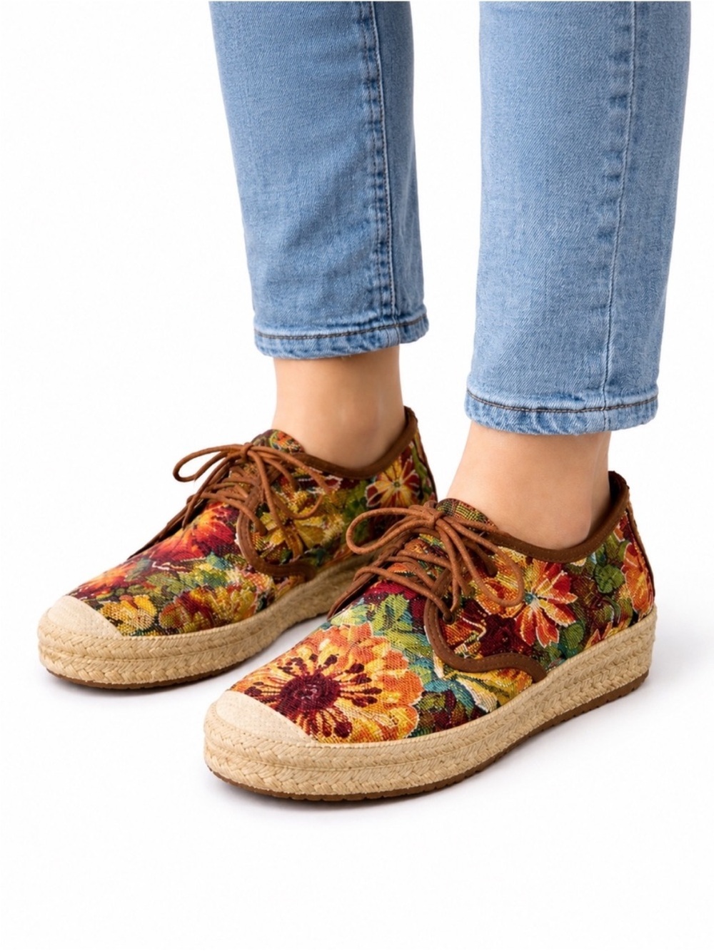 Size 8 (EU 39) Women’s Floral Tapestry Espadrille Sneakers Lace Up Boho Shoes - Picture 1 of 8